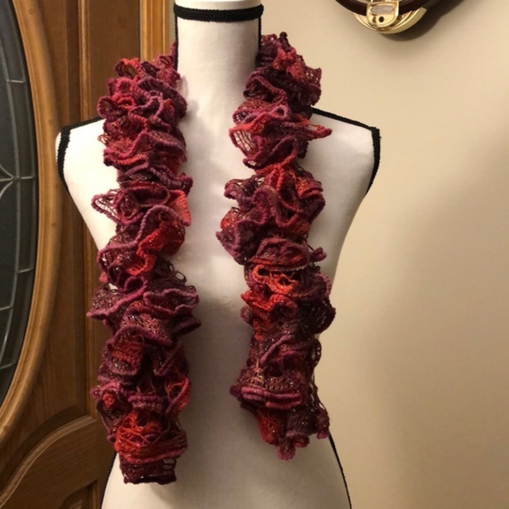 Short Ruffle Scarf 38 Inches Long 💕‎
